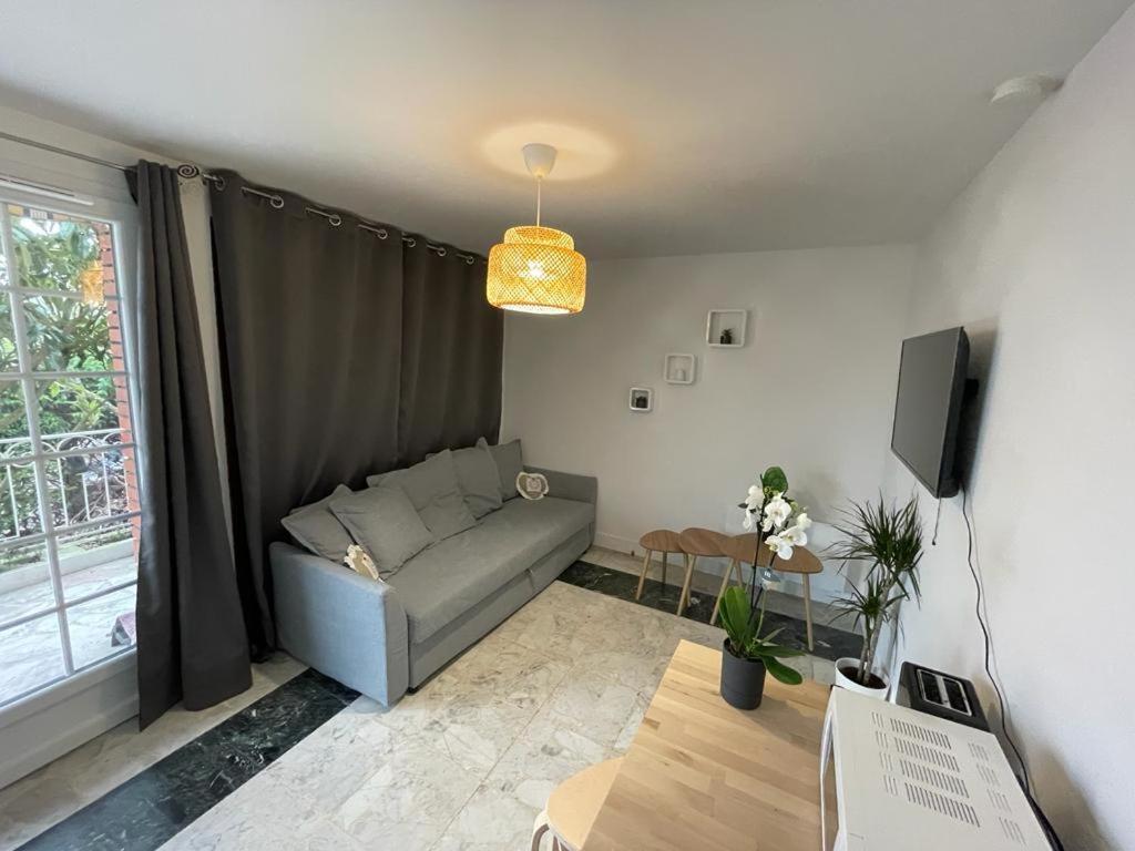 Joli T2, Terrasse Et Jardin, Ideal Pour Familles, A 15 Min De L'Aeroport Roissy Cdg Tremblay-en-France Exteriér fotografie