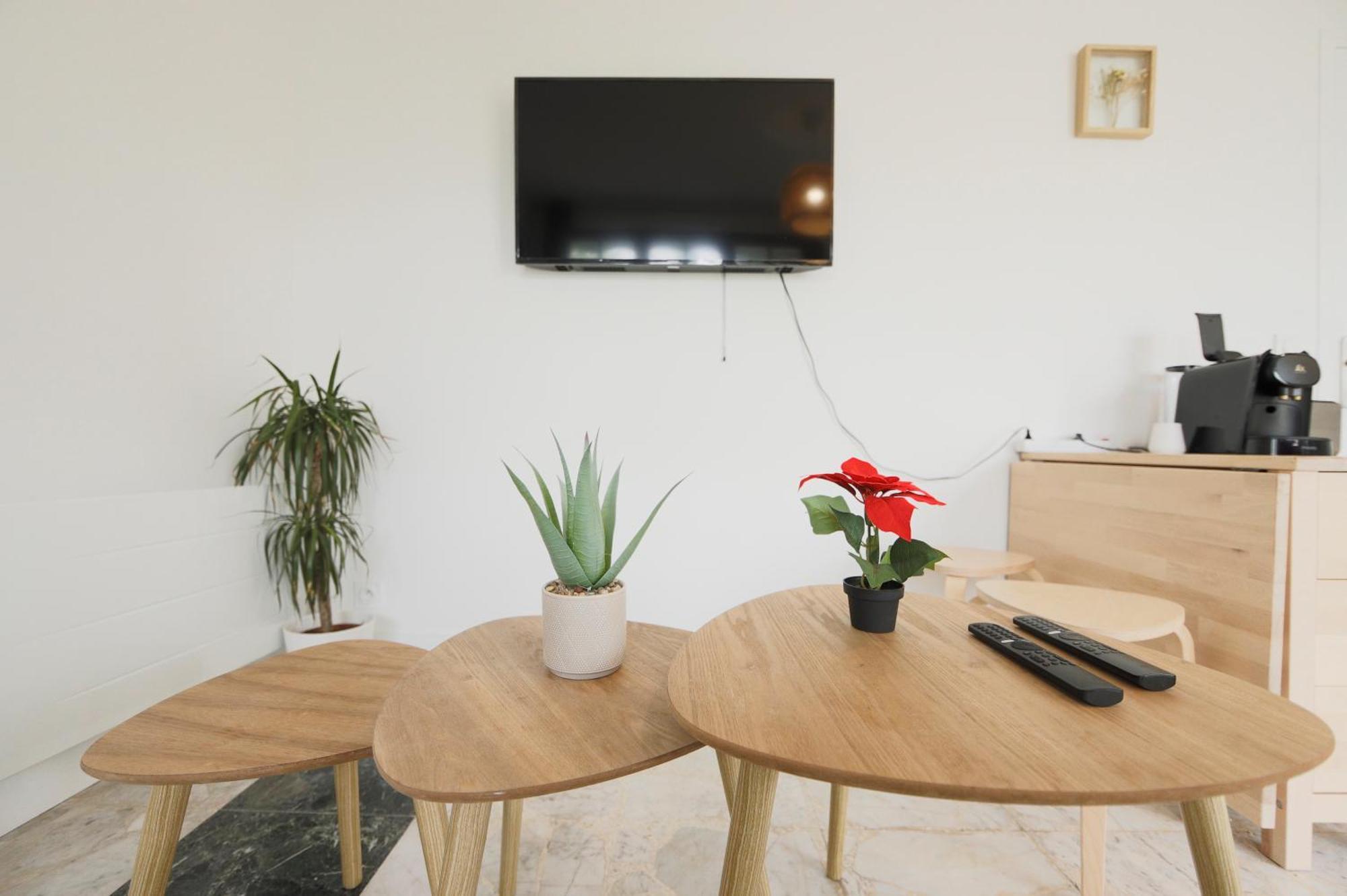 Joli T2, Terrasse Et Jardin, Ideal Pour Familles, A 15 Min De L'Aeroport Roissy Cdg Tremblay-en-France Exteriér fotografie